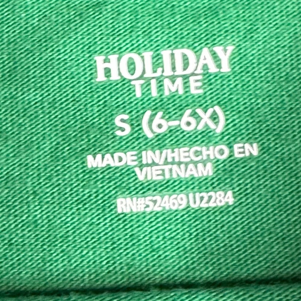 Holiday Time Gnomes Tee Shirt Long Sleeve Green New Gifts Christmas School Party - Picture 3 of 7